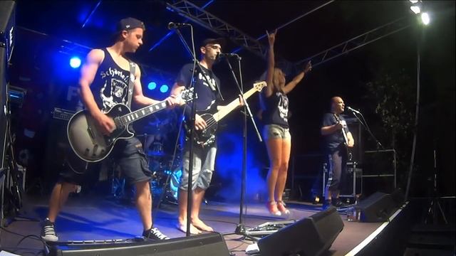 ACDC - Highway to Hell - cover- Fine R.I.P. mit Tanja und Sabine смотреть онлайн