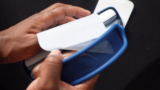 Unboxing the Apple AirPods Max with Smart Case смотреть онлайн