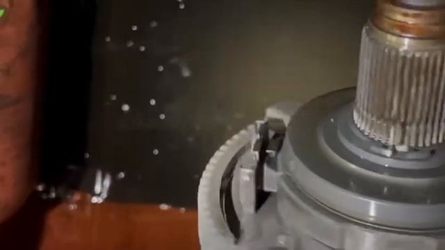 Ремонт раздатки АТС35L на БМВ 5er GT F07 плюс лайфхак по ее сборке смотреть онлайн