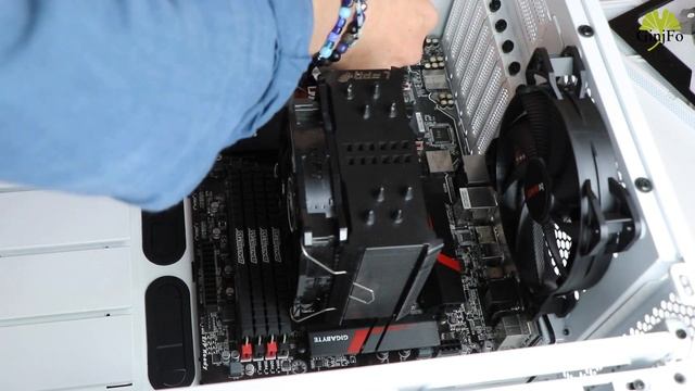 Silent Base 802, montage PC смотреть онлайн