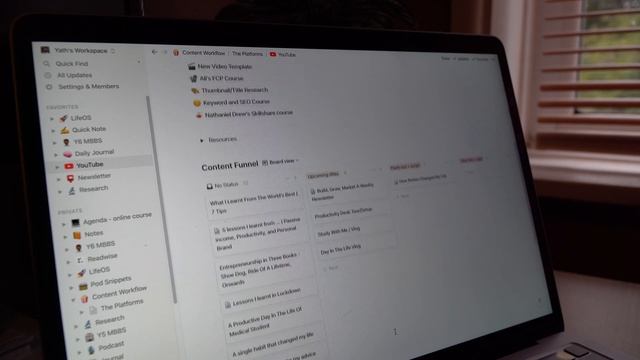How Notion Made Me More Productive смотреть онлайн