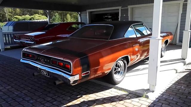 1970 Dodge Coronet R/T cold start смотреть онлайн