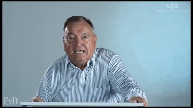 Erich von Däniken Total - Multi Media Vortrag смотреть онлайн
