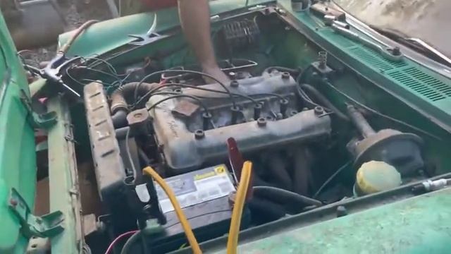 1967 Alfa Romeo Duetto fist start afther 28 years. смотреть онлайн