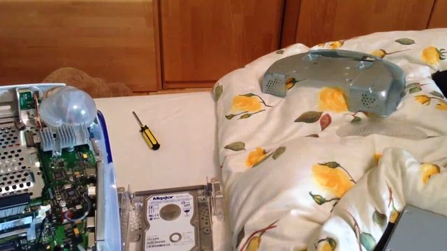 iMac G3 Indigo Upgrade - Part 1 смотреть онлайн