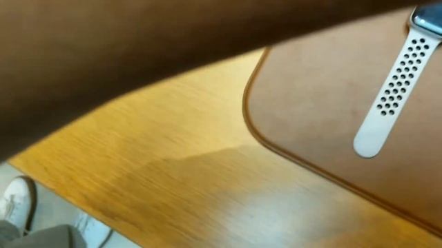 Apple Watch Série 4 : jolie montre mais un peu cher смотреть онлайн