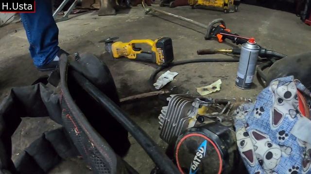 Datsu 555 Motorlu Tırpan / Egzoz saplamaları kırılmış / Nasıl Yapılır смотреть онлайн