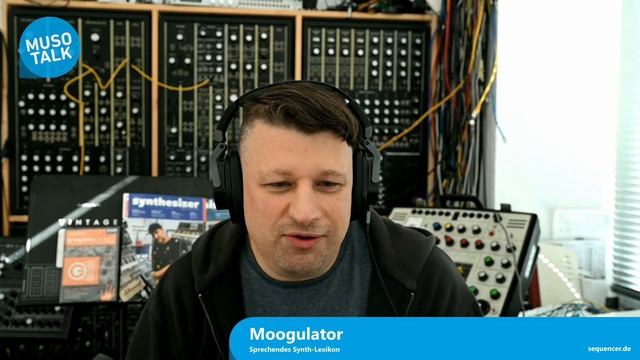 #1 Moogulator (Synmag, sequencer.de) Komponierte Pausen mit Thorsten Quaeschning смотреть онлайн
