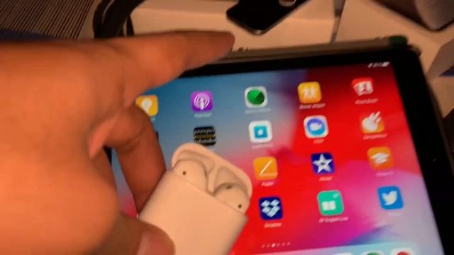 Unboxing AirPods 2 смотреть онлайн