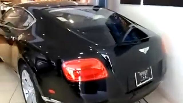 Auto Expo 2012 Delhi View of Black Bentley Continental GT.mp4 смотреть онлайн