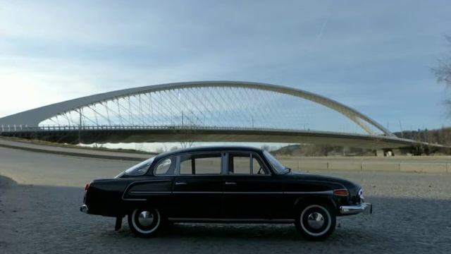 Tatra 603-2 - Bos Models 1:18 смотреть онлайн