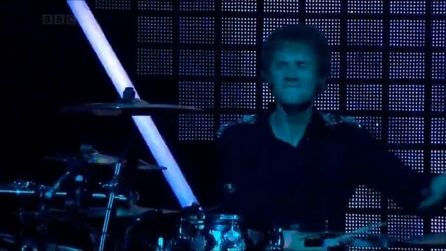 Muse- Map Of The Problematique- Live At Worthy Farm (Glastonbury Festival) 2010 смотреть онлайн