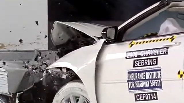 Chrysler Sebring Crash Test Moderate