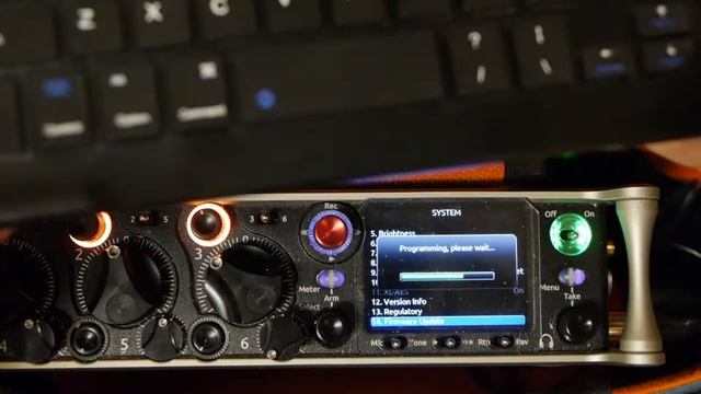 Doing a firmware update to the Sound Devices 833 смотреть онлайн