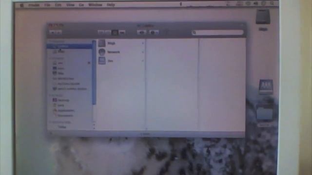 iMac G4 runs Snow Leopard 10.6.3 смотреть онлайн