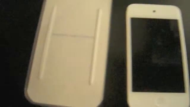 [NEW 2011] iPod Touch White 4 Gen - Unboxing and Hands On смотреть онлайн