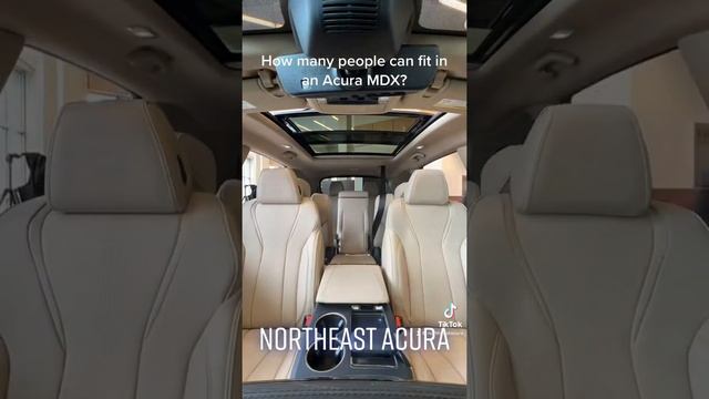 How many people fit in an Acura MDX? смотреть онлайн