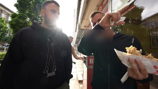 KEBABOWE STARCIE i UNIKALNY FRYTBURGER смотреть онлайн
