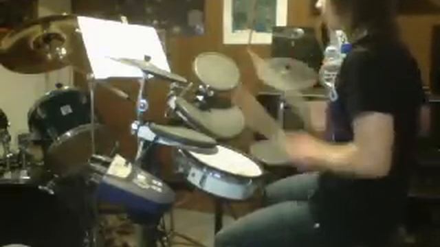 Monster (Skillet Drum Cover) смотреть онлайн