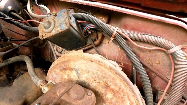 Will it run? This 1977 Jeep has been parked for 20+ years. смотреть онлайн