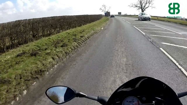 BMW S1000RR v's Yamaha R1 a decade apart #96 смотреть онлайн