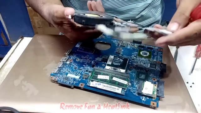 Acer Inspiron Model 4752G | Fan Not Running | Assembly & Disassembly смотреть онлайн
