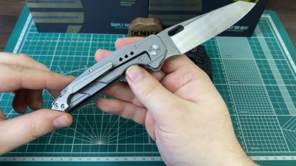 Нож "Nyxie" от Bestech Knives