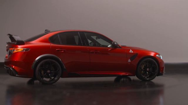 Alfa Romeo Giulia GTA Design Preview смотреть онлайн