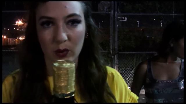 Kissing Cousins-Don't Look Back-Official Music Video смотреть онлайн