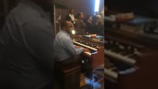 Joel Mason on Organ смотреть онлайн
