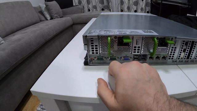 Opis Fujitsu Simens Primergy RX300 S6 servera 2x Xeon x5675 3.07Ghz 64Gb ddr3 смотреть онлайн