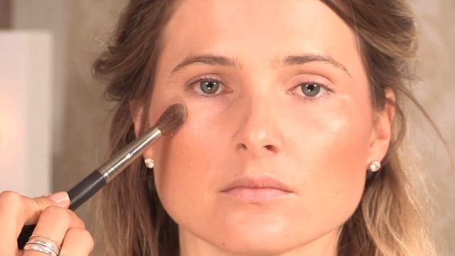 Beach Bridal Makeup: Wedding Belles S02 E1/8 смотреть онлайн