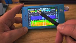 First Impressions of the DEEPSDR 101 portable receiver performance problems and interface