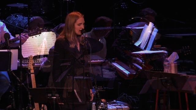 Dreams (Fleetwood Mac) - Madison Cunningham | Live from Here with Chris Thile смотреть онлайн