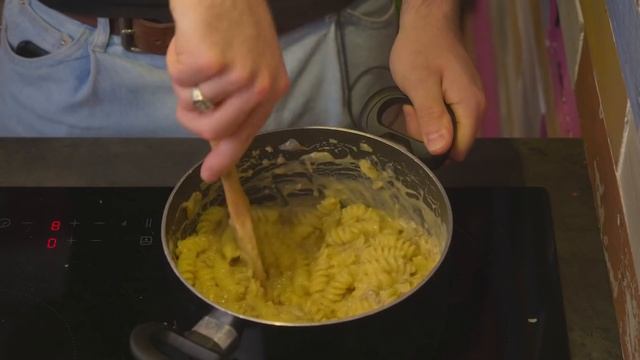 Pasta CHEESEBURGER! - Ricette Americane смотреть онлайн