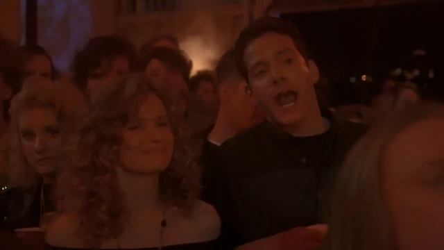 Why didn't Linda accept the man's love confession at the bar смотреть онлайн