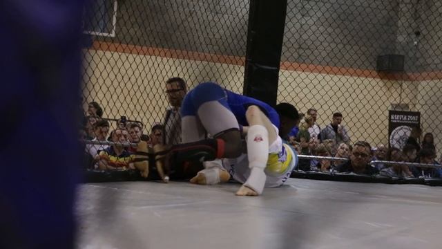 Kenny Mokhoana vs David McCarthy at BattleZone FC 16 (IMMAF Qualifier) смотреть онлайн