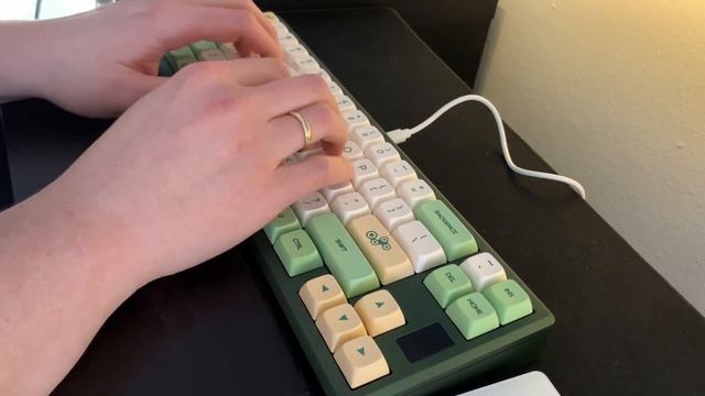Saka68 with Cherry MX Black Hyperglide смотреть онлайн