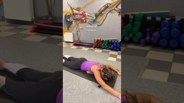 Упражнение для освобождения косых мышц живота! #косыемышцы #поперечнаямышца #плоскийживот