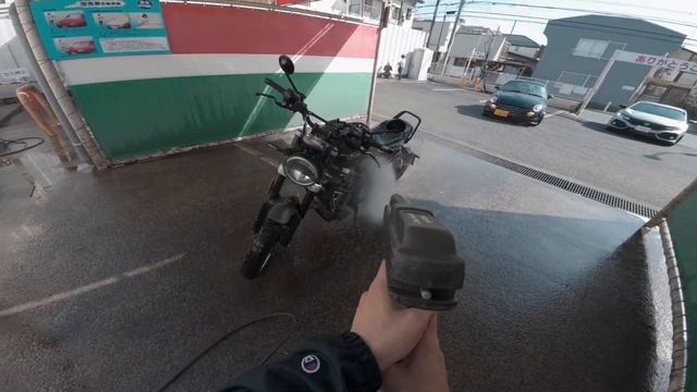 【バイク洗車】四国関西ツーリングで汚れたバイクを洗車するためコイン洗車場に行ってきた🏍️【POV】 смотреть онлайн