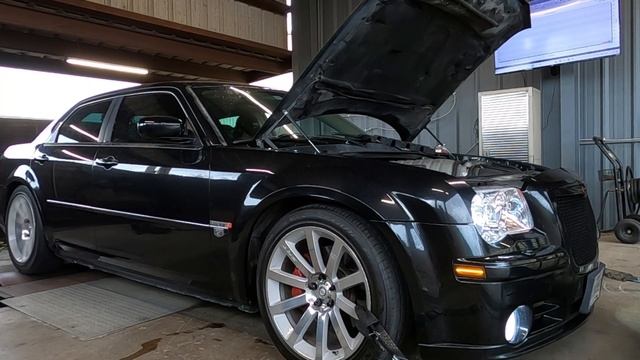 2006 Chrysler 300 SRT8 Performance on the Dyno at Serious HP смотреть онлайн
