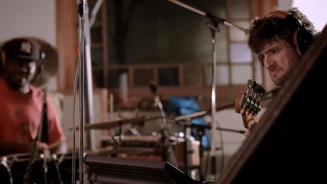 Bill Laurance - Swift (Swift) смотреть онлайн