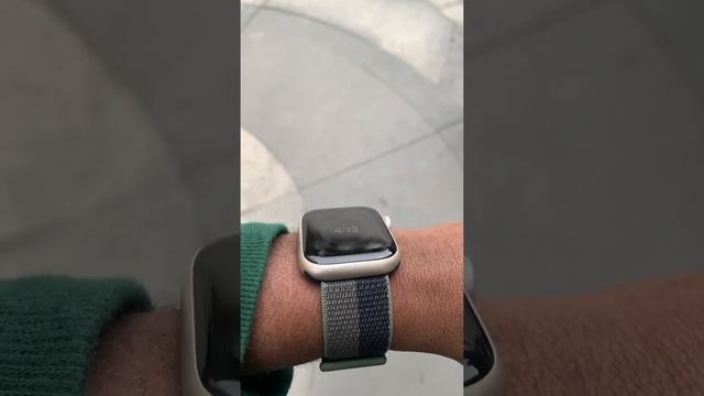 Apple Watch Series 7 Brightness 🔆 Level on a Clear day смотреть онлайн