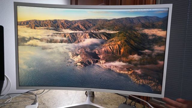 Apple Studio Display: 5K Perfection (but SHOULD you buy?) смотреть онлайн