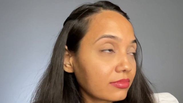 Maybelline Instant Age Rewind Concealer Vs. M.A.C Studio Concealer #makeup @PriyankaRag смотреть онлайн
