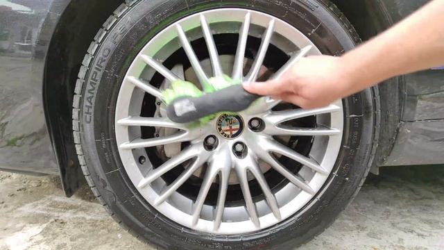 DIY | Cleaning my Alfa Romeo 159 Wheels With MA-FRA Super Mafrasol Degreaser | Best Wheel Cleaner смотреть онлайн