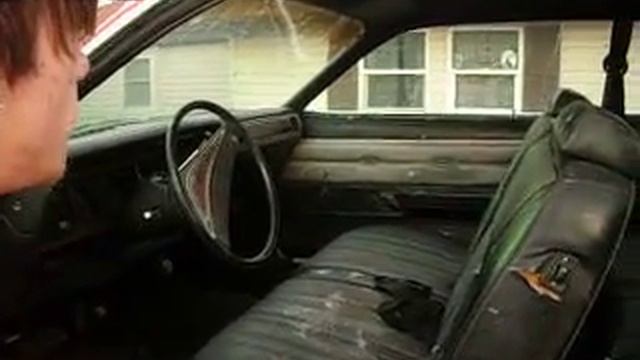 1976 Dodge Charger (318) смотреть онлайн