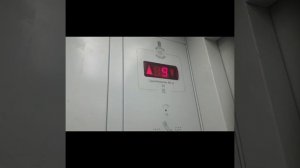 Белый грузовой лифт МЛМ 2012 г.в.