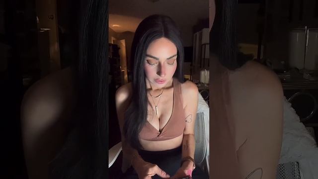 Trending Beauty Secret : Lip Stains смотреть онлайн