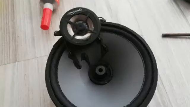 Czyszczenie głośnika MacAudio Pilar смотреть онлайн